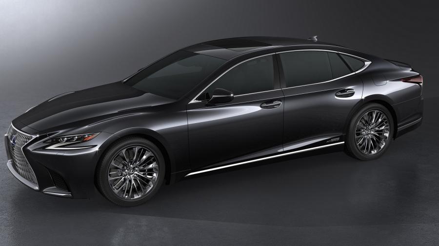  Lexus LS500h 2017 года  (WW) (фото 12 из 58)